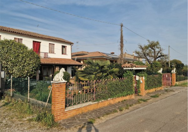 casa indipendente in vendita a Montebelluna