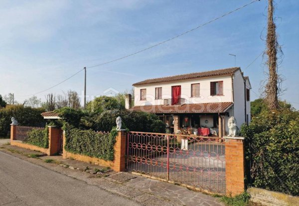 casa indipendente in vendita a Montebelluna
