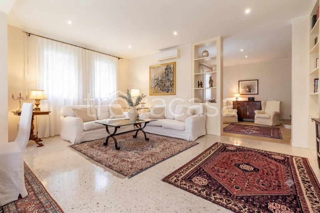 casa indipendente in vendita a Montebelluna