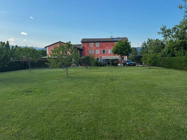 casa indipendente in vendita a Montebelluna