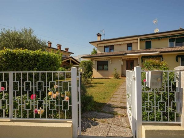 casa indipendente in vendita a Montebelluna