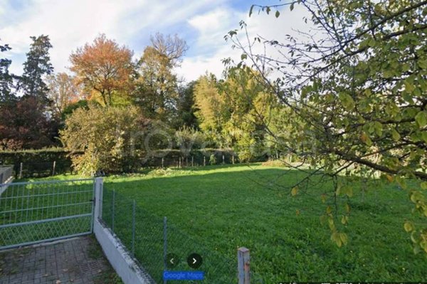 terreno edificabile in vendita a Montebelluna in zona Biadene
