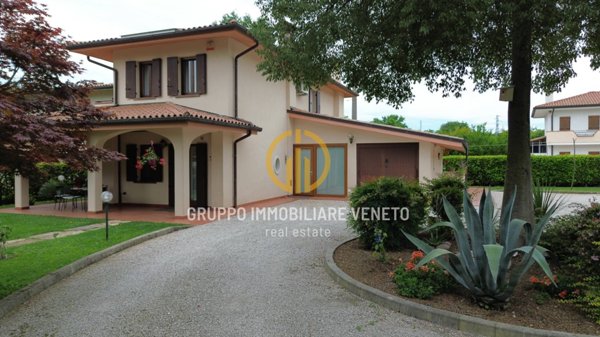 casa indipendente in vendita a Montebelluna