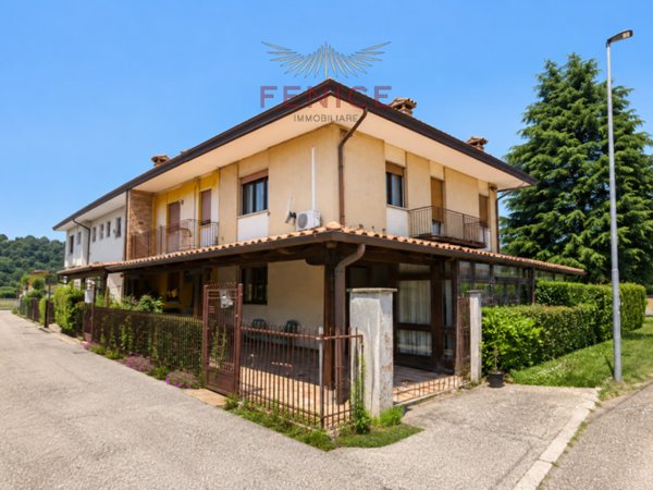 casa indipendente in vendita a Montebelluna in zona Pederiva