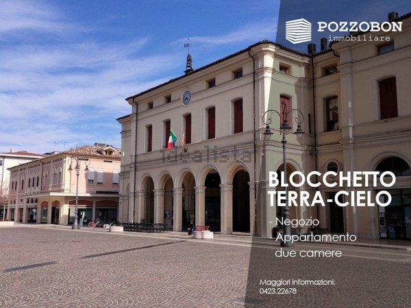 locale commerciale in vendita a Montebelluna in zona La Pieve