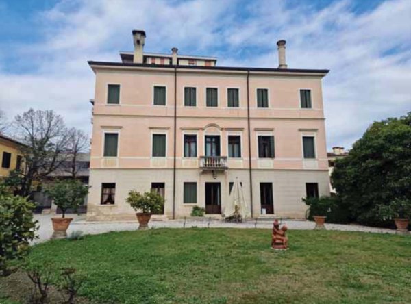 casa indipendente in vendita a Montebelluna in zona La Pieve