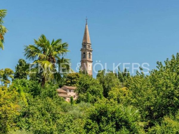 appartamento in vendita a Montebelluna in zona La Pieve
