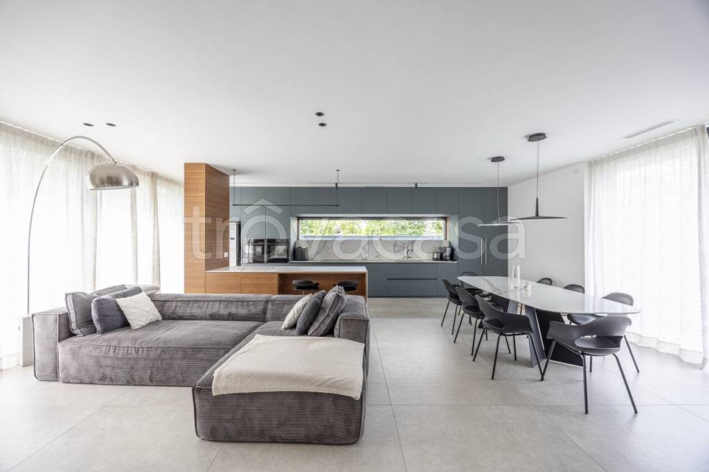 casa indipendente in vendita a Montebelluna