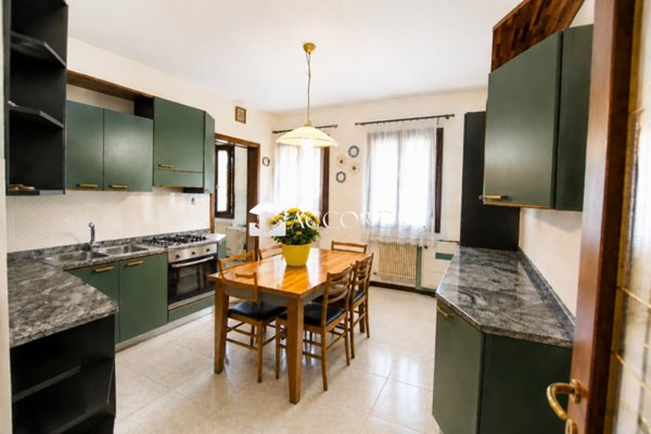 appartamento in vendita a Montebelluna in zona La Pieve
