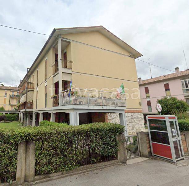 appartamento in vendita a Montebelluna in zona Contea