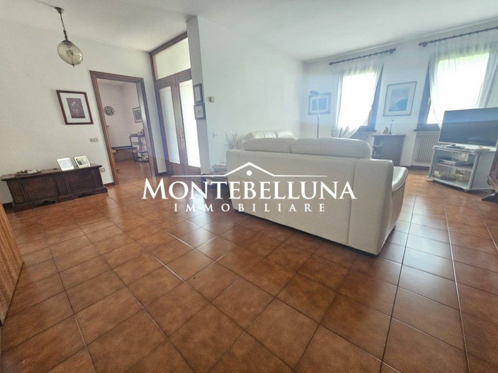 casa indipendente in vendita a Montebelluna