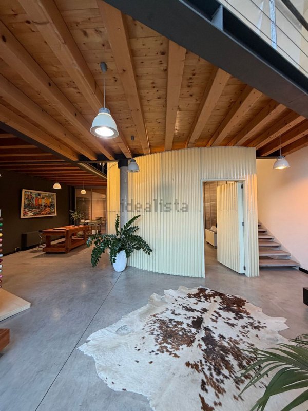 ufficio in vendita a Montebelluna in zona Biadene