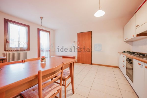 appartamento in vendita a Morgano in zona Badoere
