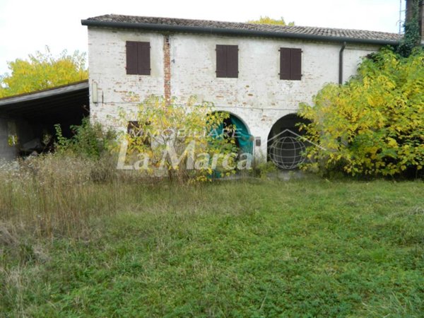casa indipendente in vendita a Morgano in zona Badoere