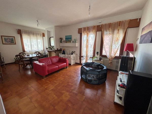 casa indipendente in vendita a Morgano in zona Badoere