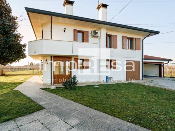casa indipendente in vendita a Morgano