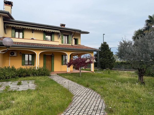 casa indipendente in vendita a Moriago della Battaglia in zona Mosnigo