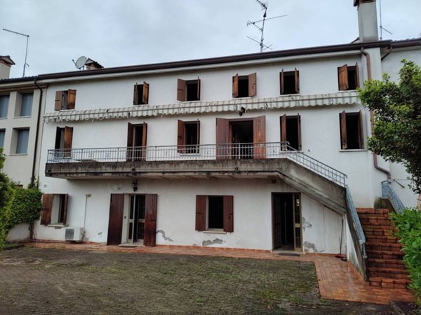 casa indipendente in vendita a Moriago della Battaglia