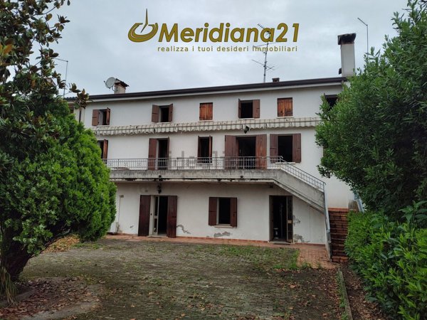 casale in vendita a Moriago della Battaglia