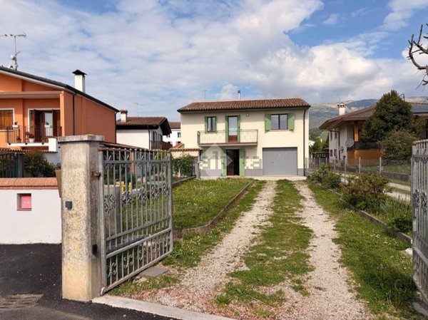 casa indipendente in vendita a Moriago della Battaglia in zona Mosnigo