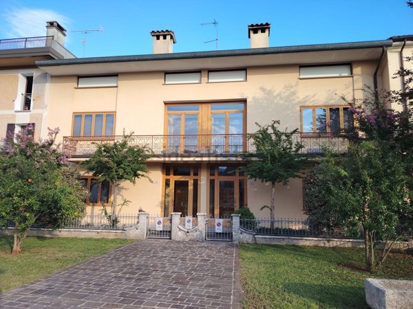 casa indipendente in vendita a Moriago della Battaglia in zona Mosnigo