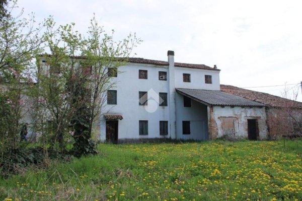 casale in vendita a Motta di Livenza