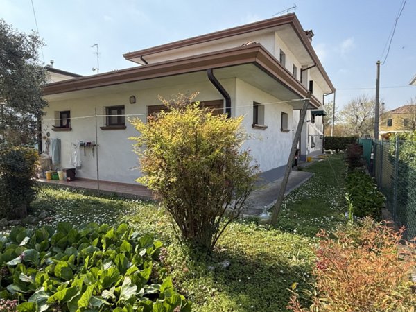 casa indipendente in vendita a Motta di Livenza in zona Villanova