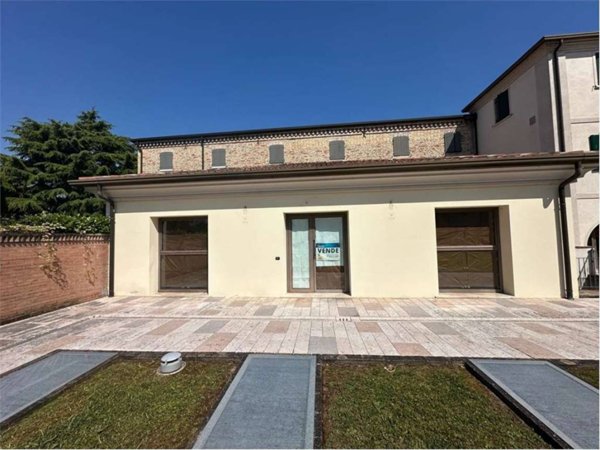negozio in vendita a Motta di Livenza