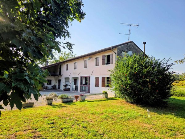 casale in vendita a Motta di Livenza in zona Villanova