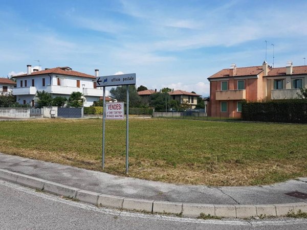 terreno edificabile in vendita a Nervesa della Battaglia