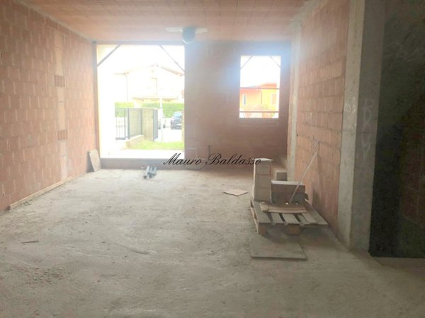 casa indipendente in vendita a Nervesa della Battaglia
