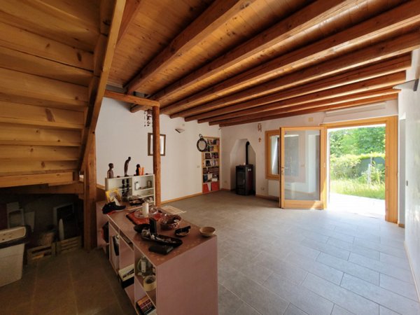 casa indipendente in vendita a Nervesa della Battaglia in zona Sovilla