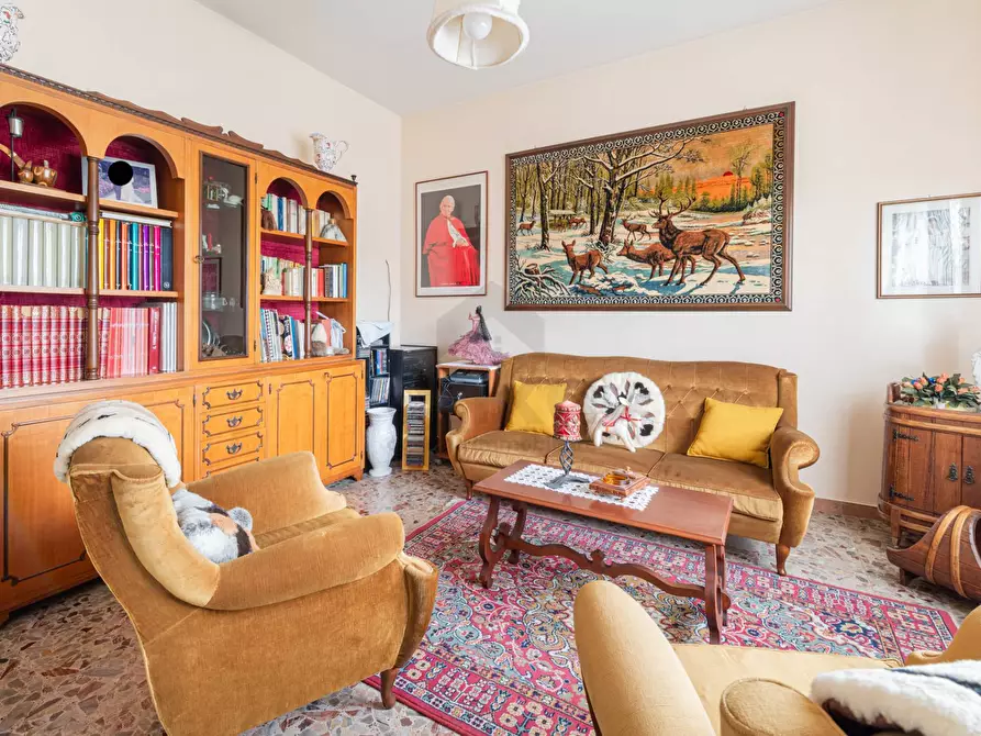 casa indipendente in vendita a Nervesa della Battaglia in zona Bidasio