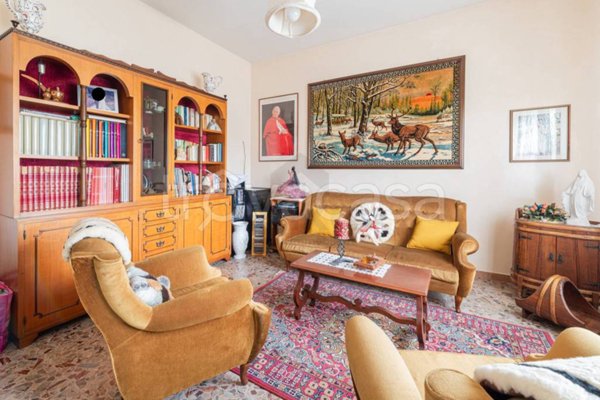 casa indipendente in vendita a Nervesa della Battaglia in zona Bidasio