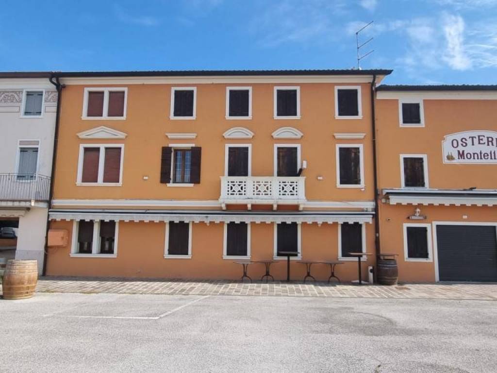 negozio in vendita a Nervesa della Battaglia