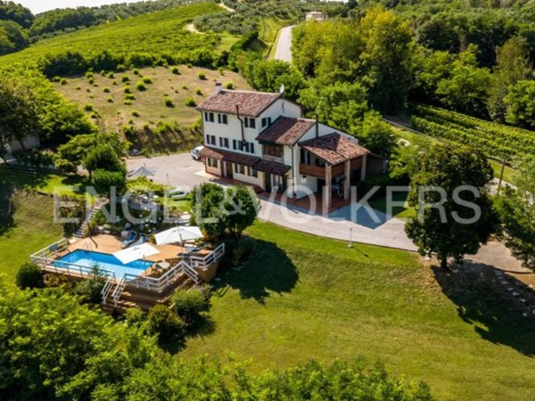 casa indipendente in vendita a Nervesa della Battaglia