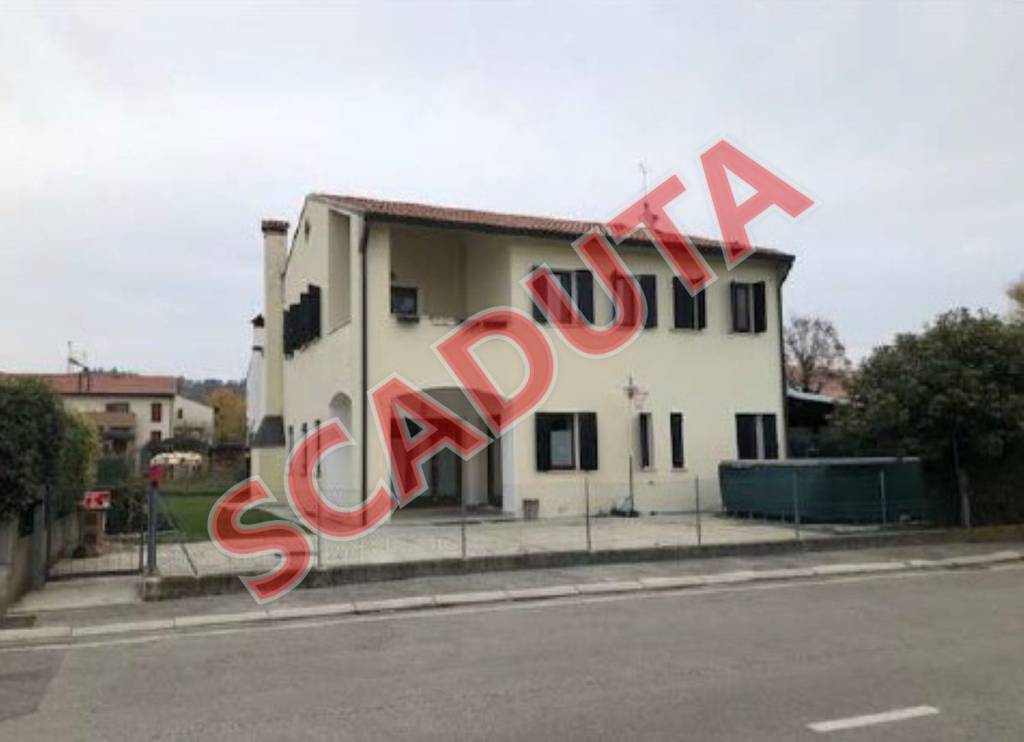 casa indipendente in vendita a Nervesa della Battaglia