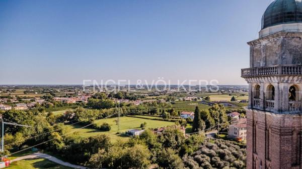 negozio in vendita a Nervesa della Battaglia