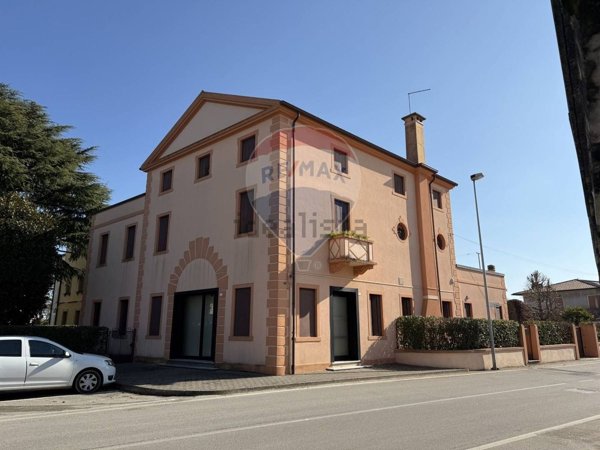 casa indipendente in vendita a Nervesa della Battaglia