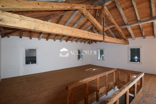 casale in vendita a Nervesa della Battaglia