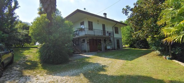 casa indipendente in vendita a Nervesa della Battaglia