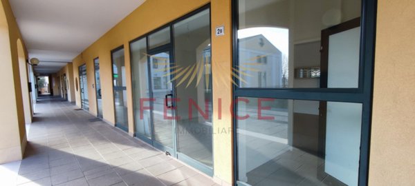 negozio in affitto a Nervesa della Battaglia in zona Bavaria