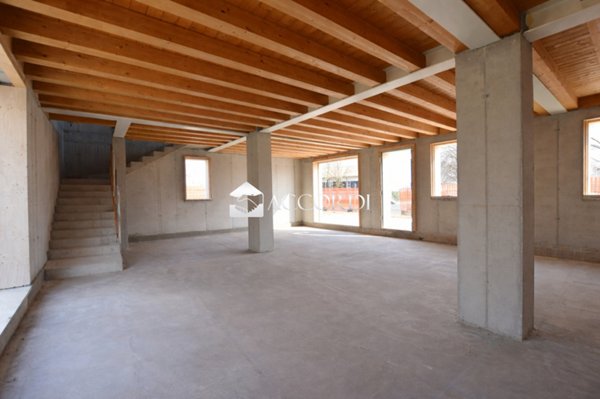 casa indipendente in vendita a Nervesa della Battaglia