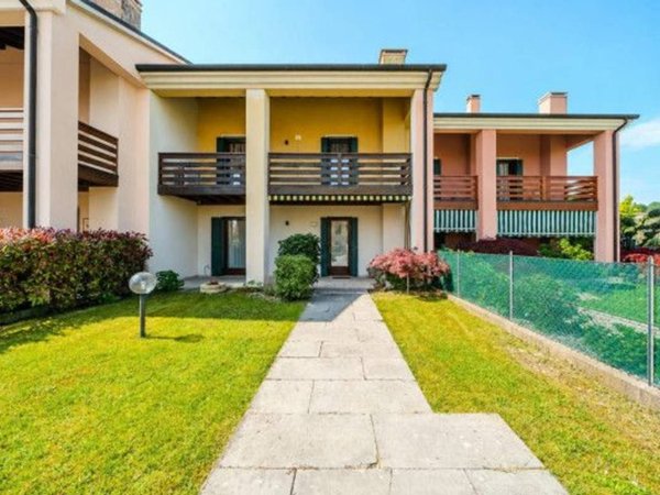 casa indipendente in vendita a Nervesa della Battaglia