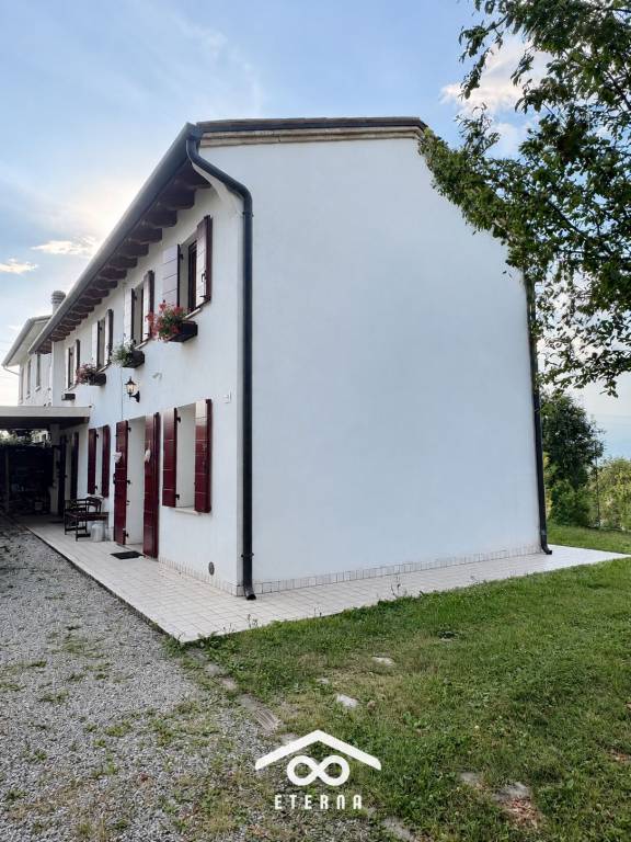 casa indipendente in vendita a Nervesa della Battaglia