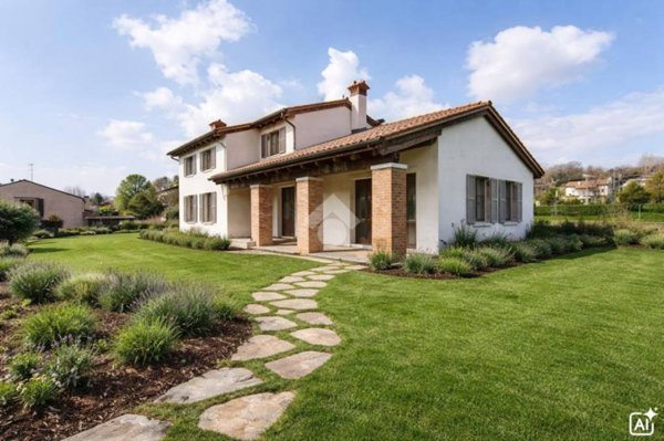 casa indipendente in vendita a Nervesa della Battaglia in zona Bavaria