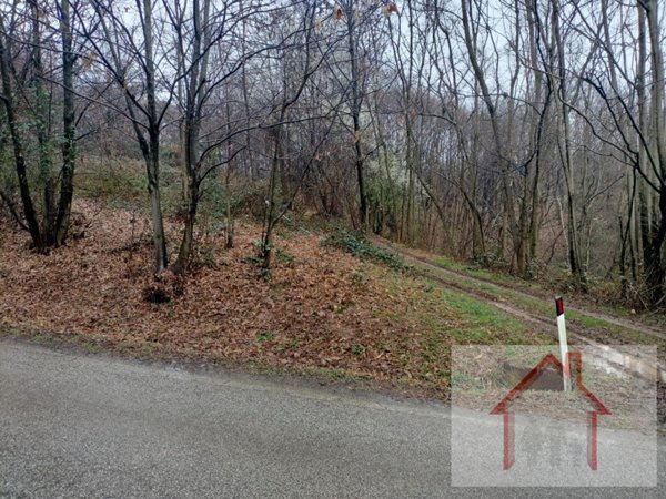 terreno in vendita a Nervesa della Battaglia in zona Sovilla