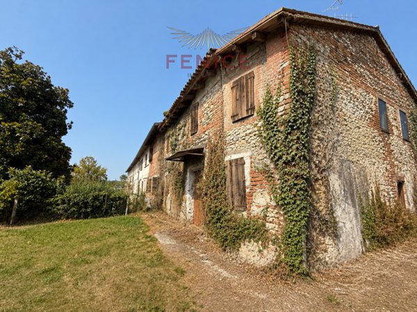 casa indipendente in vendita a Nervesa della Battaglia in zona Bavaria
