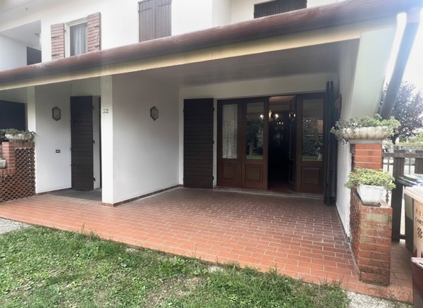 casa indipendente in vendita a Nervesa della Battaglia in zona Bavaria