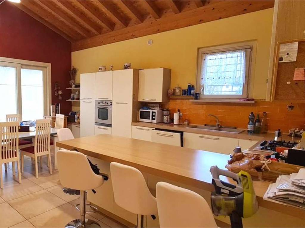 casa indipendente in vendita ad Oderzo in zona Piavon